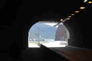 Blick aus einem Tunnel in Narvik