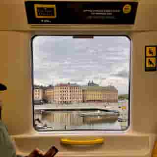 Blick aus der U-Bahn auf Stockholm