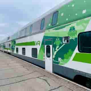 Doppelstöckiger Nachtzug von VR