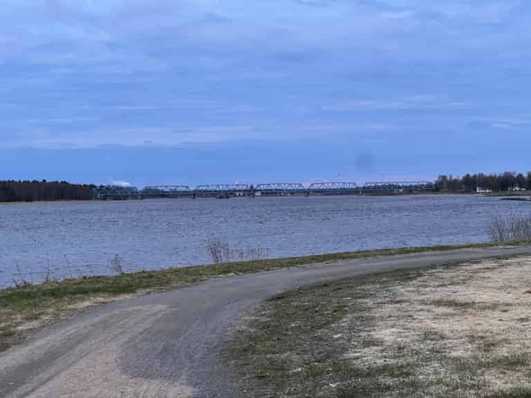 Brücke über den Torneälven