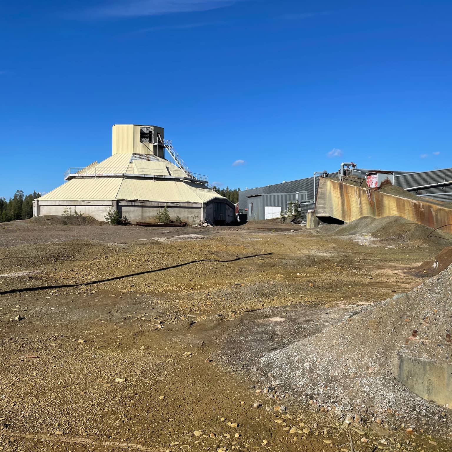 Industriegelände mit Erzbunker