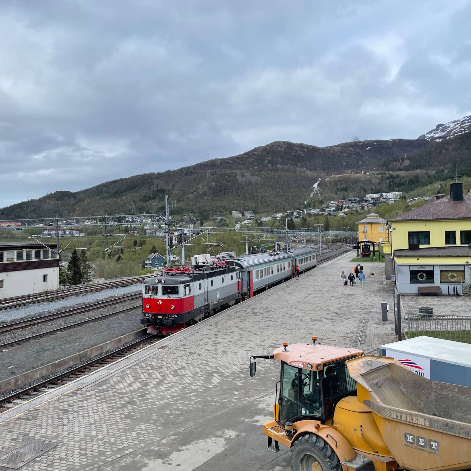 Der Intercity erreicht Narvik