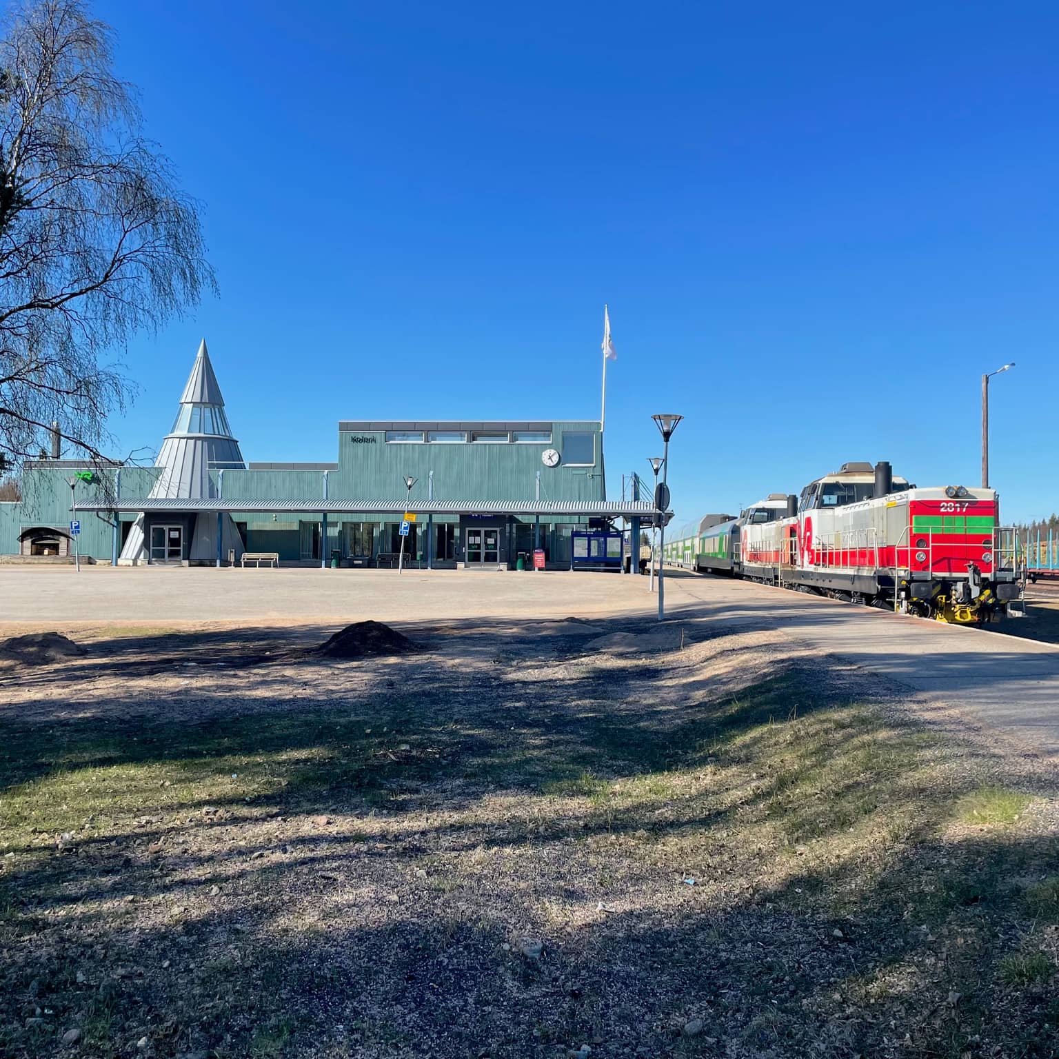 Bahnhof Kolari mit Polarstation